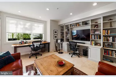 1929 Fitzwater Street, Philadelphia, PA 19146 - Photo 9