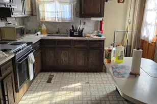 2204 E Washington Ln, Philadelphia, PA 19138 - Photo 13