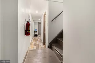 2318 E York St, Philadelphia, PA 19125 - Photo 15