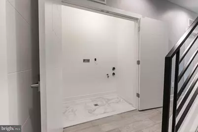 2055 Tasker Street, Philadelphia, PA 19145 - Photo 21