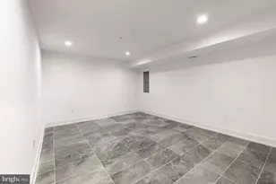 2055 Tasker St, Philadelphia, PA 19145 - Photo 37