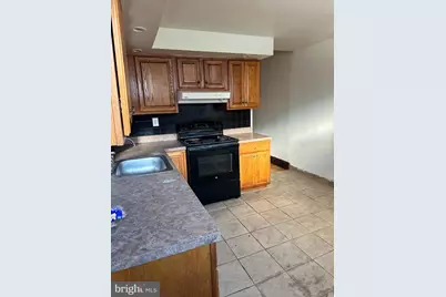 [Address not provided], Philadelphia, PA 19141 - Photo 3