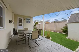 9235 Walker St, Philadelphia, PA 19114 - Photo 27