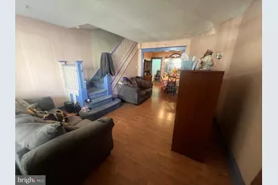 422 W Annsbury Street, Philadelphia, PA 19140 - Photo 3