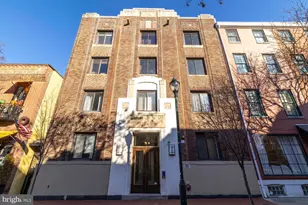 1137 Pine Street E, Philadelphia, PA 19107 - Photo 1