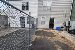 423 E Haines St, Philadelphia, PA 19144 - Photo 5