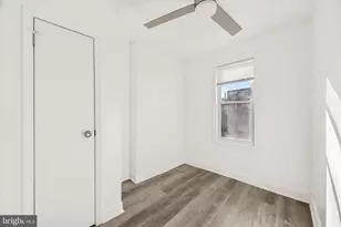 2336 Pierce St, Philadelphia, PA 19145 - Photo 15