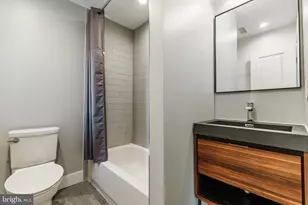 1331 S Dover St, Philadelphia, PA 19146 - Photo 23