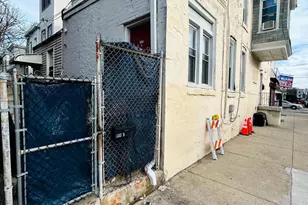 1000 N 43rd St, Philadelphia, PA 19104 - Photo 9