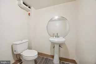 2045 W Toronto St, Philadelphia, PA 19132 - Photo 9