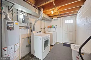 587 Wigard Ave, Philadelphia, PA 19128 - Photo 25