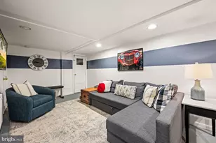 8409 Anderson St, Philadelphia, PA 19118 - Photo 21