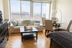 604 S Washington Square, Philadelphia, PA 19106 - Photo 1
