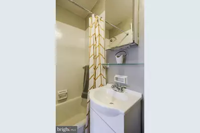 2031 Locust Street #203, Philadelphia, PA 19103 - Photo 9