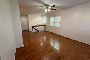 1564 Stoney Ln, Philadelphia, PA 19115 - Photo 3