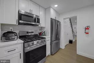 623 Fitzgerald St, Philadelphia, PA 19148 - Photo 11