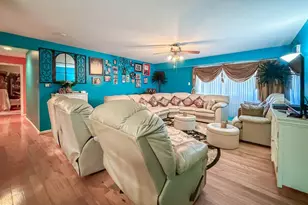 72203 Delaire Landing Rd, Philadelphia, PA 19114 - Photo 9