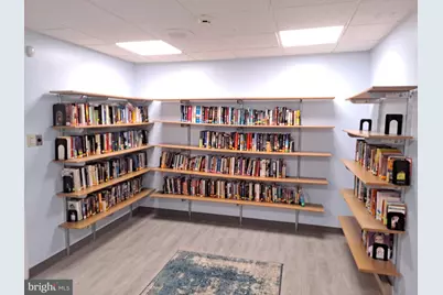 72203 Delaire Landing Road #203, Philadelphia, PA 19114 - Photo 31