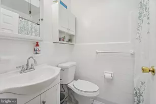 8101 Woolston Ave, Philadelphia, PA 19150 - Photo 11