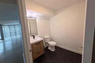 901 N Penn St, Philadelphia, PA 19123 - Photo 3