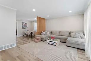 11040 Ferndale St, Philadelphia, PA 19116 - Photo 3