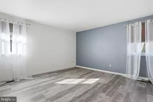 10232 Rubin Ln, Philadelphia, PA 19116 - Photo 19