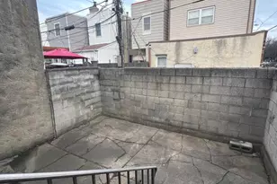 101 Tree St, Philadelphia, PA 19148 - Photo 11