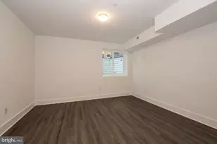 1956 N 8th St, Philadelphia, PA 19122 - Photo 5