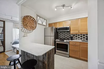 604 S Washington Square #1806, Philadelphia, PA 19106 - Photo 7