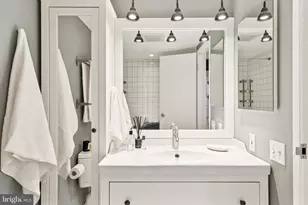 301 Race St, Philadelphia, PA 19106 - Photo 13