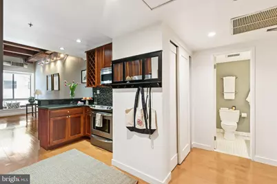 301 Race Street #410, Philadelphia, PA 19106 - Photo 11