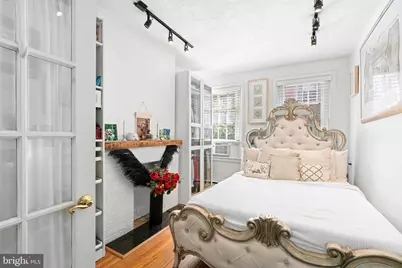 320 S Juniper Street, Philadelphia, PA 19107 - Photo 1