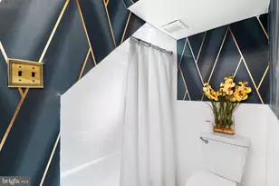 320 S Juniper St, Philadelphia, PA 19107 - Photo 5