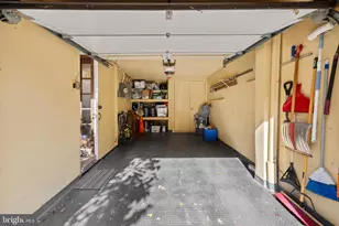 315 Fitzwater St, Philadelphia, PA 19147 - Photo 29