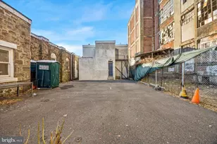 2045 W Toronto St, Philadelphia, PA 19132 - Photo 13