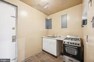 2045 W Toronto St, Philadelphia, PA 19132 - Photo 7