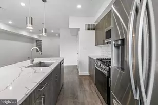 1945 N 7th St, Philadelphia, PA 19122 - Photo 9