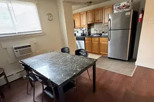 929 Edgemore Rd, Philadelphia, PA 19151 - Photo 3