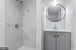 120 Grape St, Philadelphia, PA 19127 - Photo 19