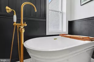 2530 W Girard Ave, Philadelphia, PA 19130 - Photo 15