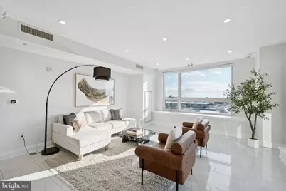 717 S Chris Columbus Boulevard #802, Philadelphia, PA 19147 - Photo 9