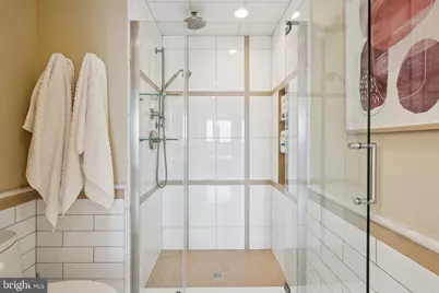 717 S Chris Columbus Boulevard #802, Philadelphia, PA 19147 - Photo 27