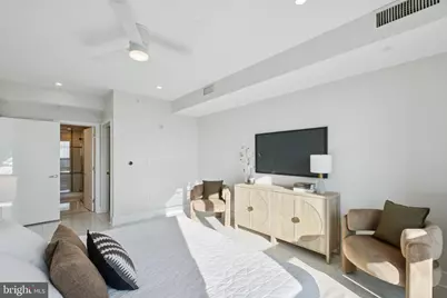 717 S Chris Columbus Boulevard #802, Philadelphia, PA 19147 - Photo 23