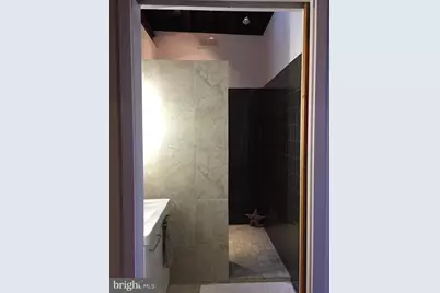 956 N 8th Street #1, Philadelphia, PA 19123 - Photo 9