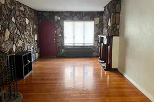 2408 S Sartain St, Philadelphia, PA 19148 - Photo 3