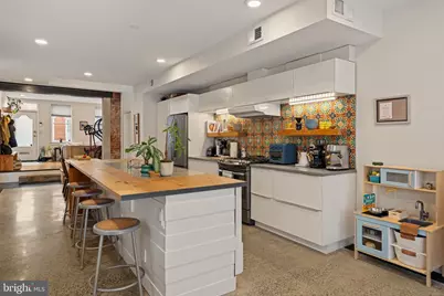 2332 E Fletcher Street, Philadelphia, PA 19125 - Photo 11