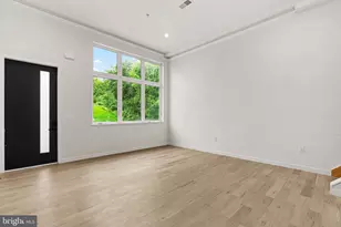 2429 Hartranft St, Philadelphia, PA 19145 - Photo 25