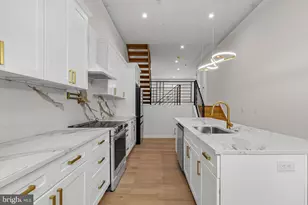 2427 Hartranft St, Philadelphia, PA 19145 - Photo 3