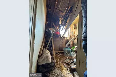 2417 N Waterloo Street, Philadelphia, PA 19133 - Photo 11