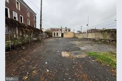 101 W Wyoming Avenue, Philadelphia, PA 19140 - Photo 1
